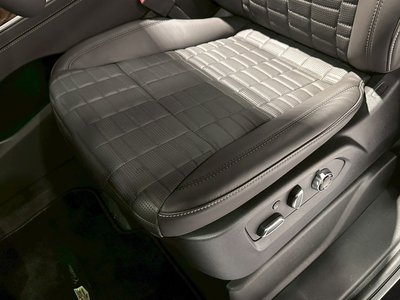 2025 Cadillac ESCALADE 缩略图 41