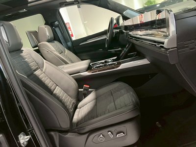 2025 Cadillac ESCALADE 缩略图 5
