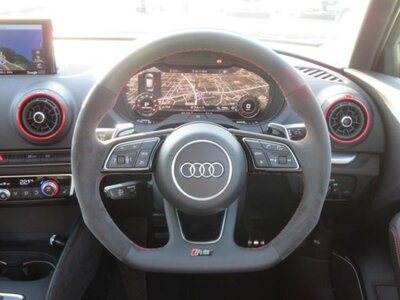 صورة 17 لـ 2020 AUDI RS3 SPORTBACK