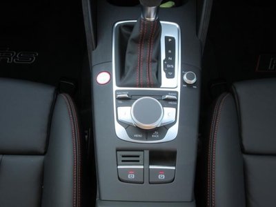 صورة 16 لـ 2020 AUDI RS3 SPORTBACK