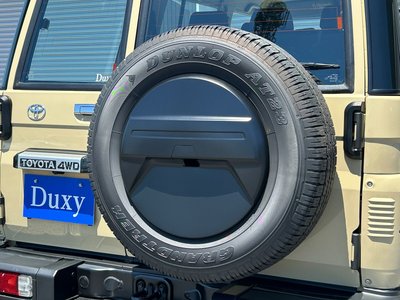 2025 Toyota LAND CRUISER 70 photo 5