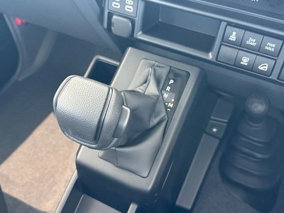 2025 Toyota LAND CRUISER 70 thumbnail 53