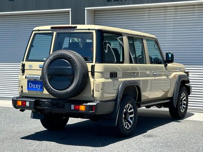 2025 Toyota LAND CRUISER 70 thumbnail 23