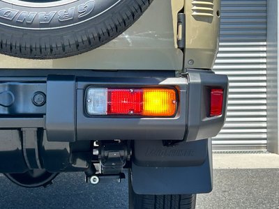 2025 Toyota LAND CRUISER 70 thumbnail 27