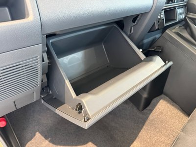 2025 Toyota LAND CRUISER 70 thumbnail 40