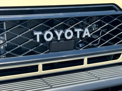 2025 Toyota LAND CRUISER 70 photo 15