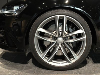 2015 AUDI RS6 AVANT 照片 67