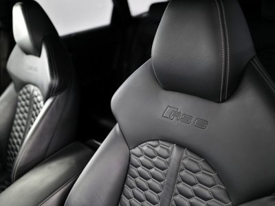 2015 AUDI RS6 AVANT 照片 27