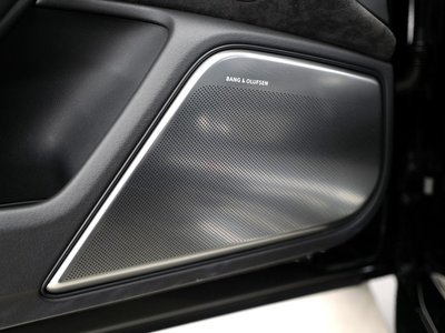 2015 AUDI RS6 AVANT 照片 12