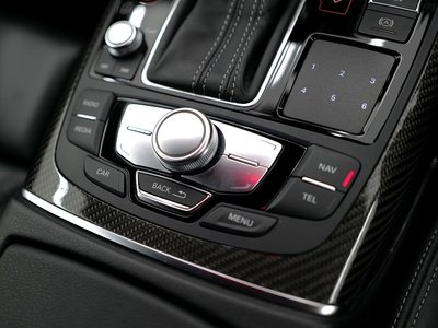 2015 AUDI RS6 AVANT 照片 44