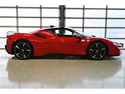 2022 Ferrari SF90 STRADALE 照片 6