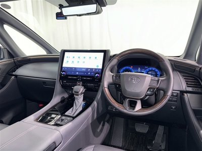 2024 Toyota ALPHARD — фото 8