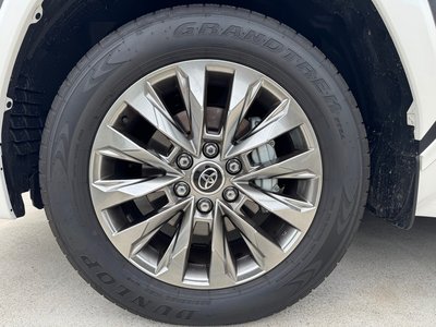 2025 Toyota LAND CRUISER 300 照片 62