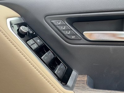 2025 Toyota LAND CRUISER 300 照片 57