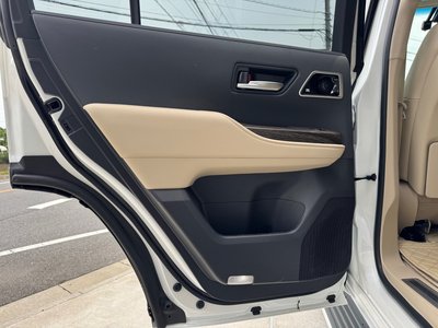 2025 Toyota LAND CRUISER 300 照片 63