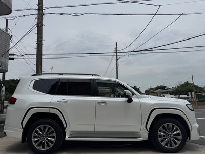 2025 Toyota LAND CRUISER 300 照片 22