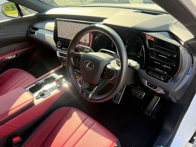 2023 Lexus RX thumbnail 43