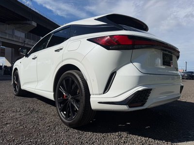 2023 Lexus RX thumbnail 33