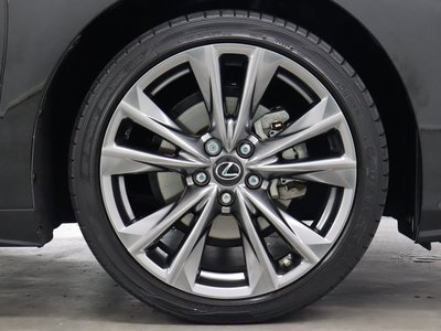 2021 Lexus ES — миниатюра 26