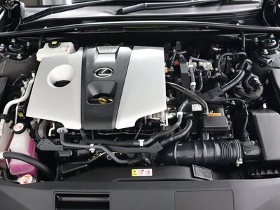 2021 Lexus ES — миниатюра 25
