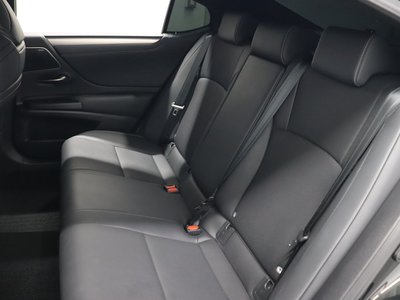 2021 Lexus ES — миниатюра 20