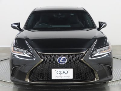 2021 Lexus ES — миниатюра 3
