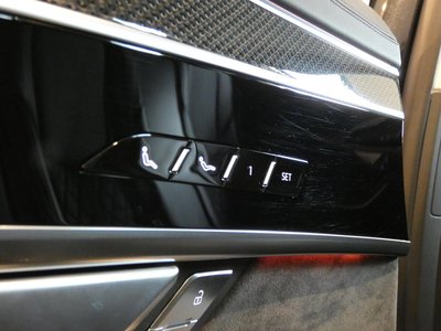 2020 AUDI S8 缩略图 98