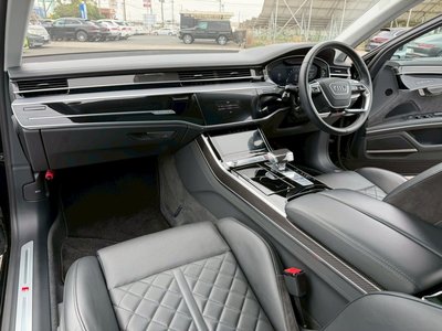 2020 AUDI S8 缩略图 18