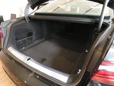 2020 AUDI S8 缩略图 38