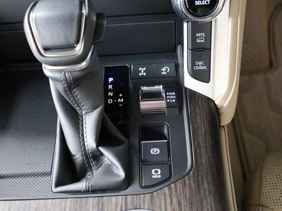 2023 Toyota LAND CRUISER 300 — фото 41