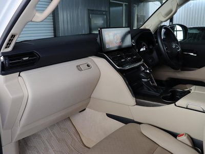 2023 Toyota LAND CRUISER 300 — фото 28