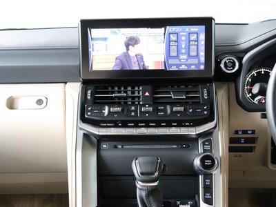 2023 Toyota LAND CRUISER 300 — фото 38