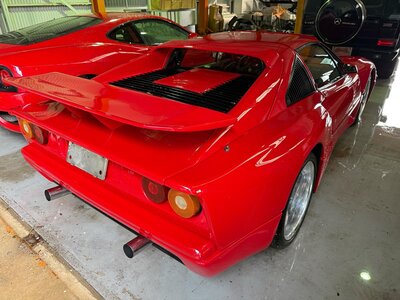 1988 Ferrari 328 GTS 照片 16