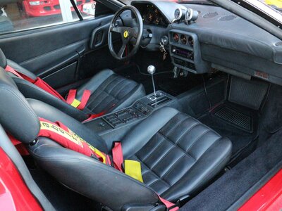1988 Ferrari 328 GTS 照片 50