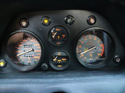 1988 Ferrari 328 GTS 照片 62