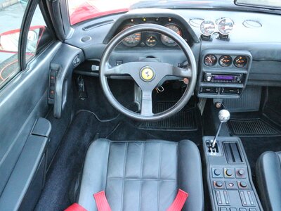 1988 Ferrari 328 GTS 照片 75