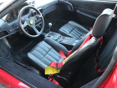 1988 Ferrari 328 GTS 照片 66