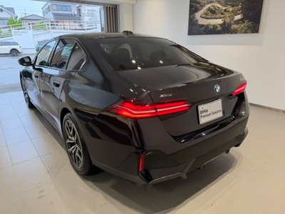 2025 BMW 5 SERIES 照片 15