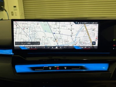 2025 BMW 5 SERIES 缩略图 43