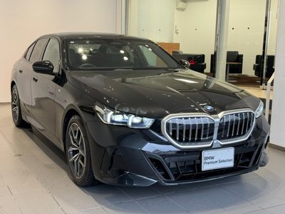 2025 BMW 5 SERIES 照片 9