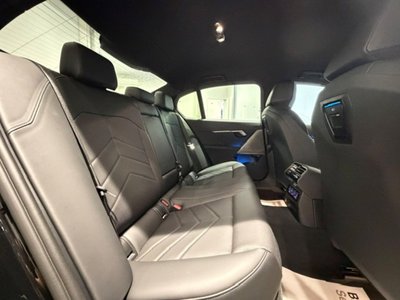 2025 BMW 5 SERIES 缩略图 21