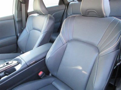 صورة 21 لـ 2025 Toyota CROWN ESTATE