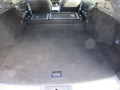 صورة 14 لـ 2025 Toyota CROWN ESTATE