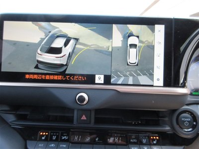 صورة 30 لـ 2025 Toyota CROWN ESTATE