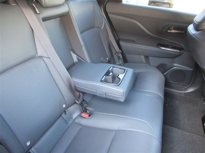 صورة 19 لـ 2025 Toyota CROWN ESTATE