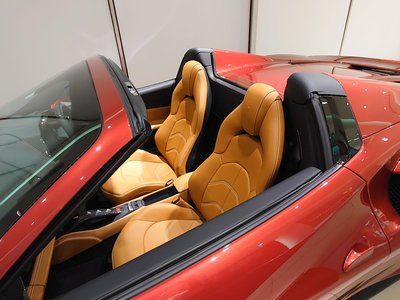 صورة 49 لـ 2019 Ferrari 488 SPIDER
