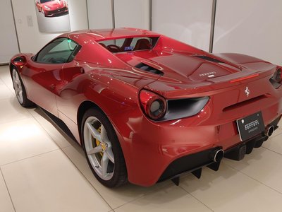 2019 Ferrari 488 SPIDER — фото 11