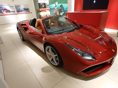 صورة 17 لـ 2019 Ferrari 488 SPIDER