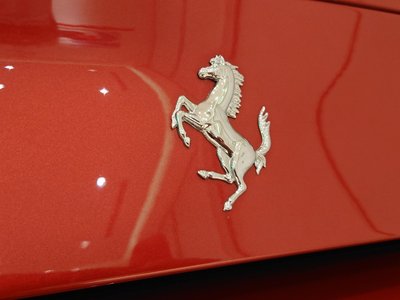 صورة 40 لـ 2019 Ferrari 488 SPIDER