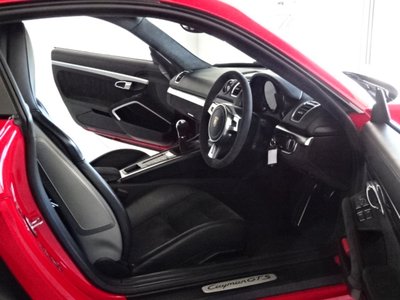 2015 Porsche CAYMAN photo 16